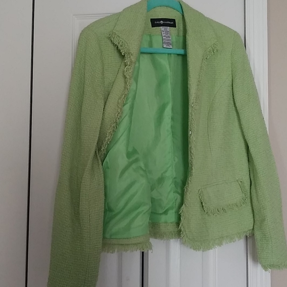 Blazer - Picture 4 of 4